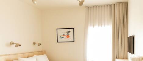 1 chambre, bureau, fer et planche Ă repasser, Wi-Fi gratuit