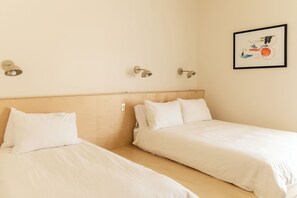 1 chambre, bureau, fer et planche Ă repasser, Wi-Fi gratuit