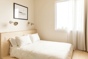 1 chambre, bureau, fer et planche à repasser, Wi-Fi gratuit
