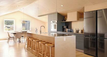 Private hotel for 10 people