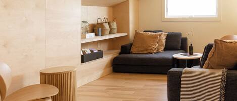 TV connectée, livres, chaßne hi-fi