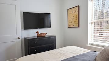 2 bedrooms