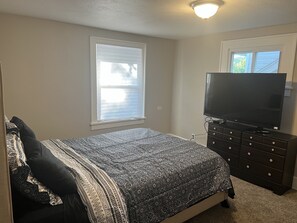 Room - Firestone Park Place  (Akron)