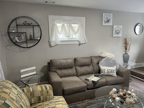 Living area - Firestone Park Place  (Akron)