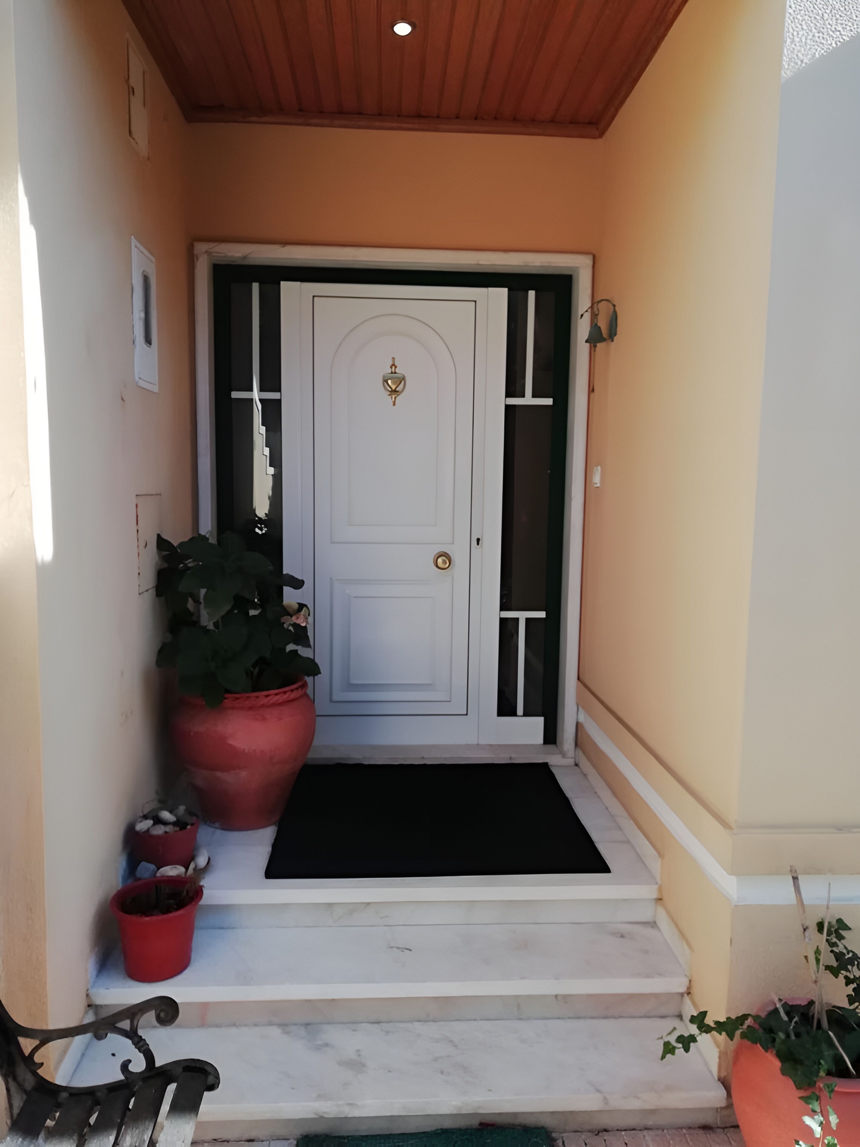 Entrada de la propiedad
