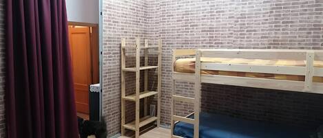 1 bedroom