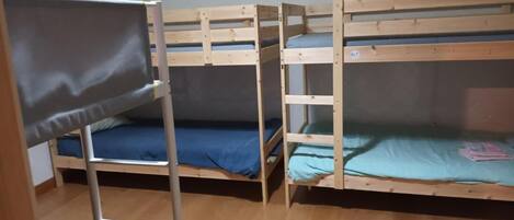 1 bedroom