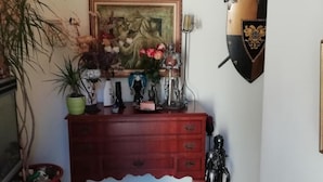Room, 1 Bedroom, City View | Interior - Room-bed 15 in a 6-bed Mixed Dormitory r (Sintra)