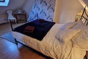 3 Schlafzimmer, Bügeleisen/Bügelbrett, WLAN, Bettwäsche