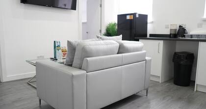 Stunning 2-Bed Apartment in Birmingham