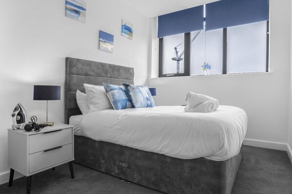 2 bedrooms, iron/ironing board, WiFi, bed sheets