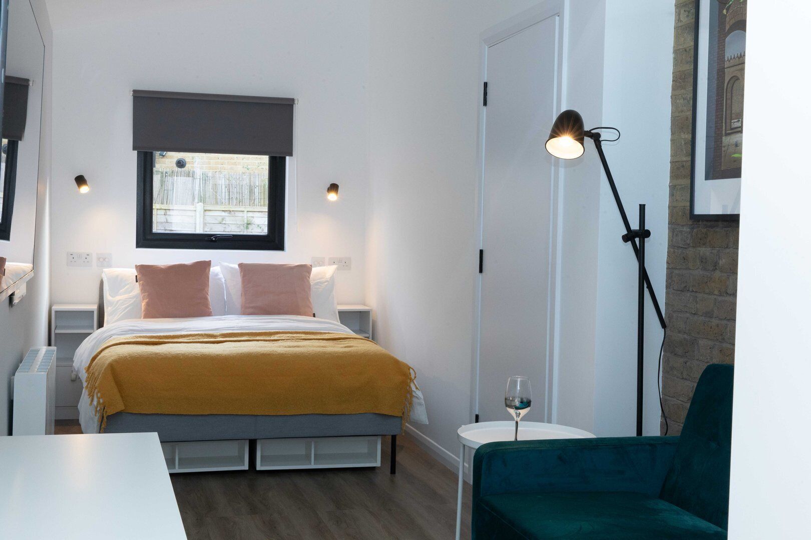 1 bedroom, iron/ironing board, internet, bed sheets