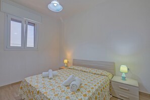 2 chambres, Wi-Fi gratuit, draps fournis