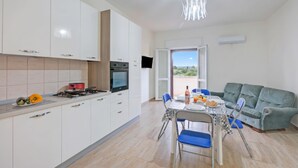 Dining - Le Bianche Apt 4 - terrace near the Sea, Manduria, Italy (Manduria)