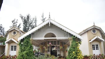 Fachada de la propiedad