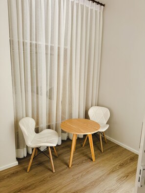 Familienzimmer | Allergikerbettwaren, kostenlose Minibar, Verdunkelungsvorhänge