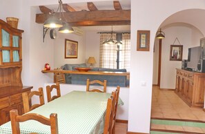 Dining - Alhelí apartment 300 m. from the beach. (Conil de la Fra.)