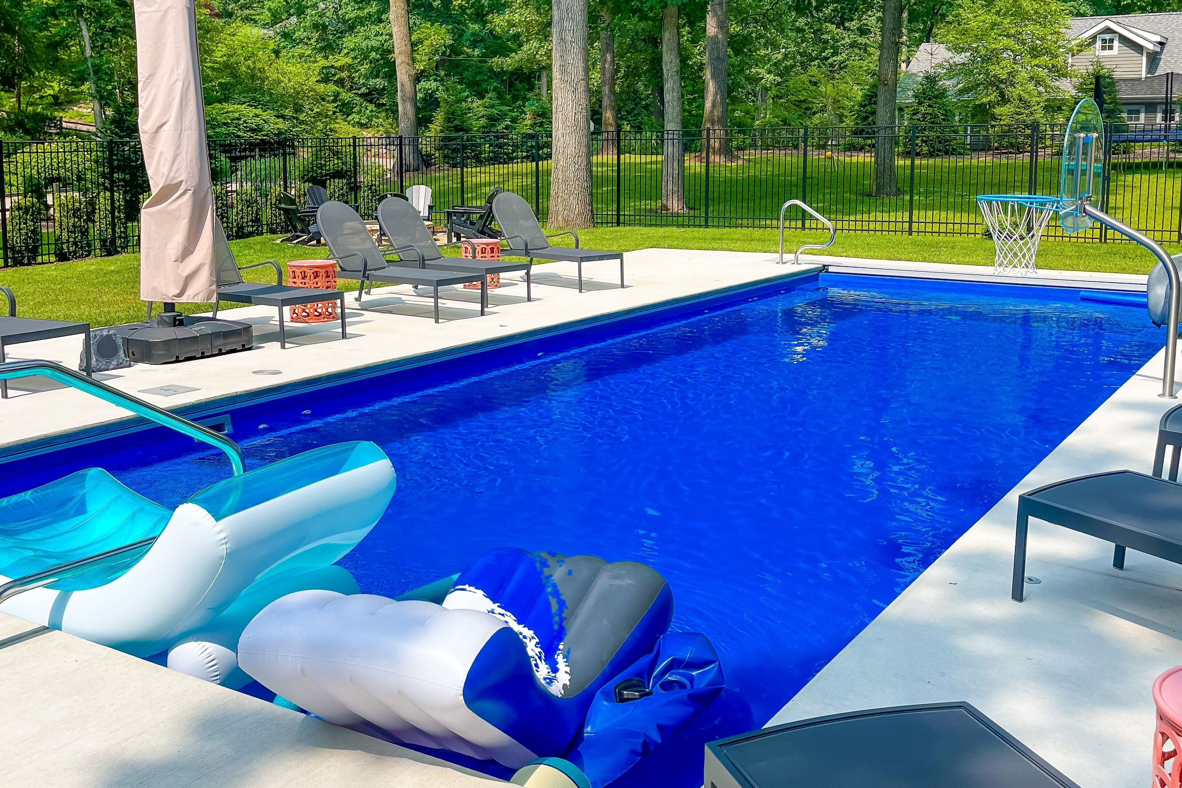 Stunning lake retreat with private pool, hot tub, games, firepit, & lovely patio