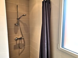Dusche, Haartrockner