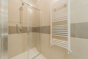 Dusche, Haartrockner