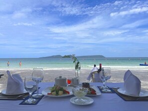 Dining - SCARLET SAILS VILLA (Koh Rong)