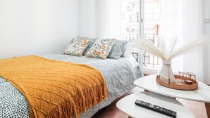 Room - Apt good qualities Algaba Bazan (Algaba)