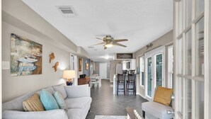 Smart TV, foosball, books, stereo - The Marlin House: Waterfront Escape with Dock, Outdoor Kitchen & Stunning Views! (Willis)