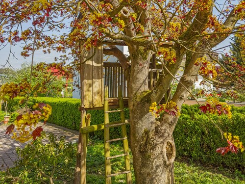 Apartment “Knechtkammer” with Shared Garden, Balcony and Wi-Fi