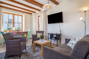 電視、乒乓球設施