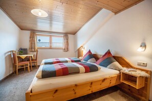 2 chambres, Wi-Fi gratuit, draps fournis