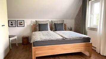 2 chambres, Wi-Fi gratuit, draps fournis