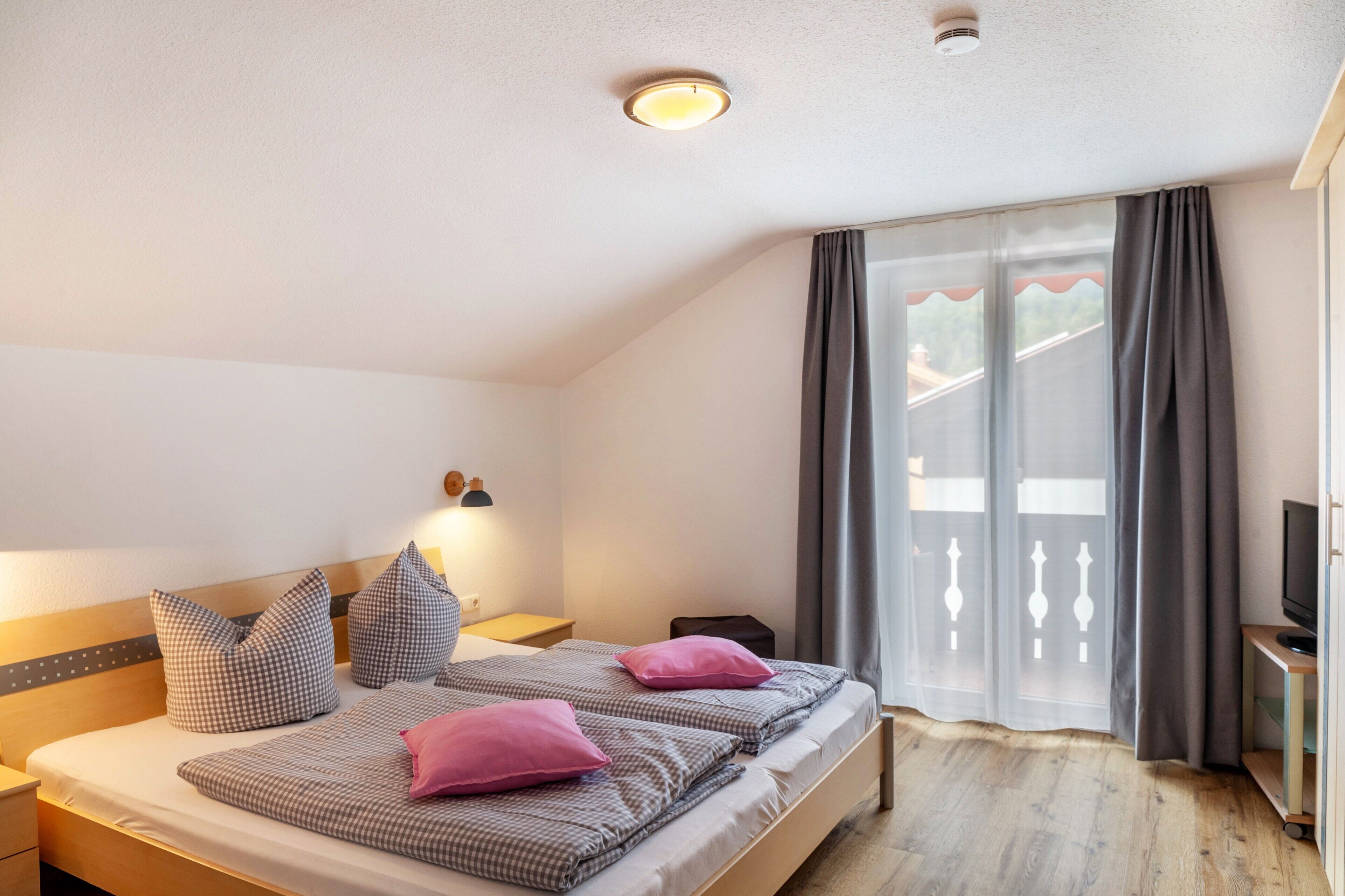 2 Schlafzimmer, kostenloses WLAN, Bettwäsche