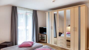 2 bedrooms, free WiFi, bed sheets