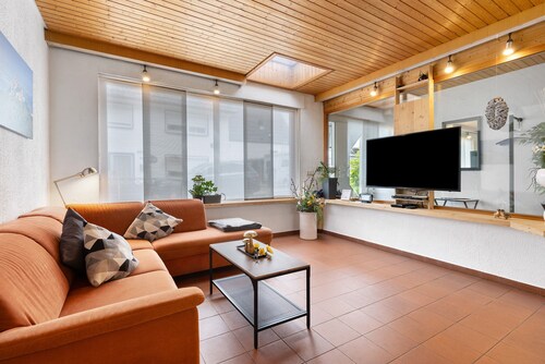 Apartment 'Onstmettingen' with Private Terrace and Wi-Fi