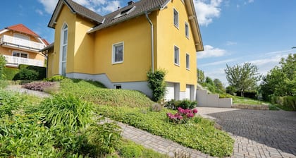 Ferienwohnung "Schober" mit privater Terrasse, privatem Garten und WLAN