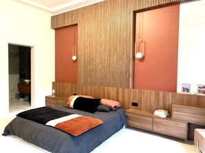 4 quartos, ferros/tábuas de passar roupa, Wi-Fi, roupa de cama