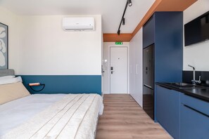 1 bedroom, iron/ironing board, free WiFi