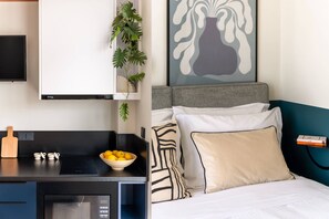 1 bedroom, iron/ironing board, free WiFi
