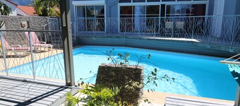 Villa Malaya Détente Assurée Piscine, Jacuzzi et Babyfoot