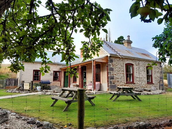 Exterior - Tregonning Cottage Waipiata (Waipiata)