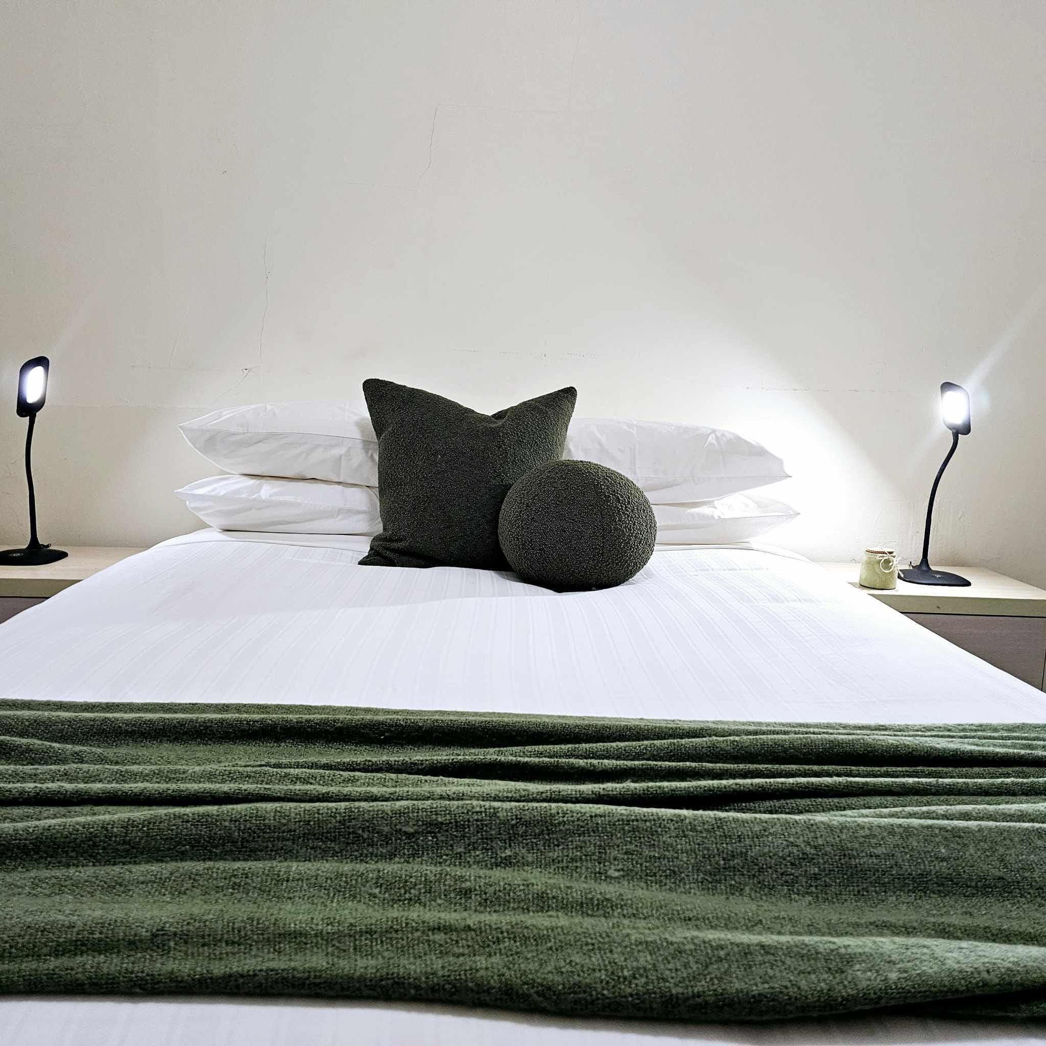 Luxury House, 4 Bedrooms | Blackout curtains, iron/ironing board, free WiFi