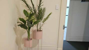 Luxury House, 4 Bedrooms | 3 bedrooms, blackout curtains, iron/ironing board, free WiFi