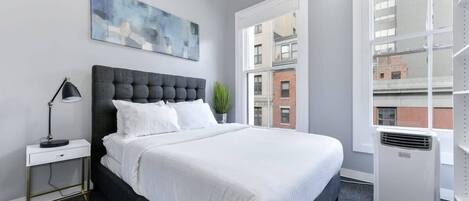 1 bedroom, desk, iron/ironing board, WiFi