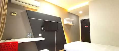 1 habitación, espacio para trabajar con laptop y wifi gratis