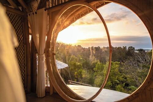 Camanta Penida - Adult Only