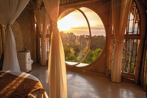 Shell Villa with Rooftop Pool View | Minibar, coffres-forts dans les chambres, bureau, Wi-Fi gratuit