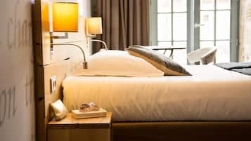 Minibar, in-room safe, individually decorated, individually furnished