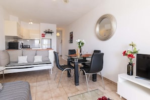 TV - Castle Harbour 6 (Los Cristianos)