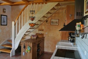 Kühlschrank, Ofen, Herdplatte, Geschirrspüler