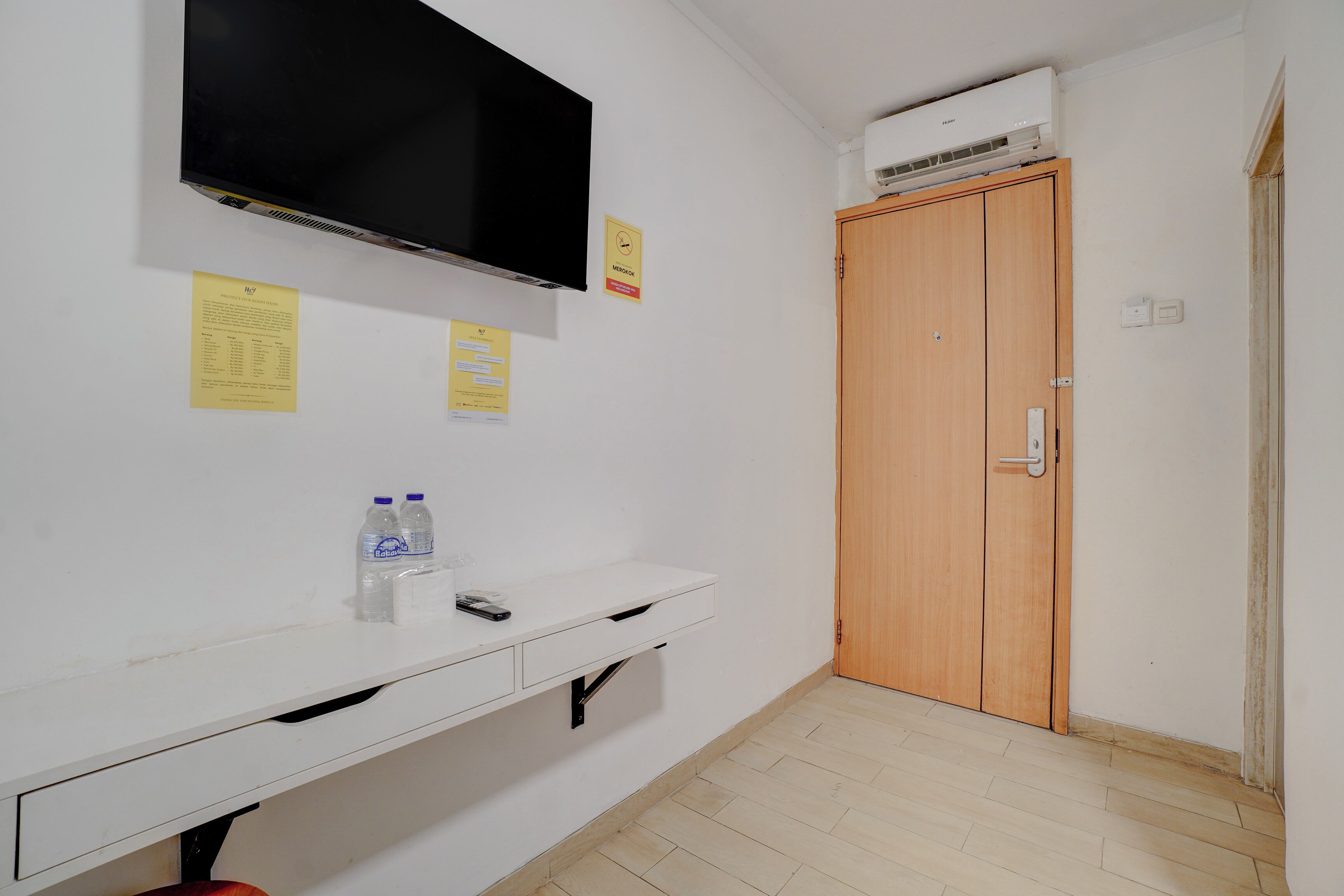 標準雙人房 | 筆電工作空間、免費無線上網、床單